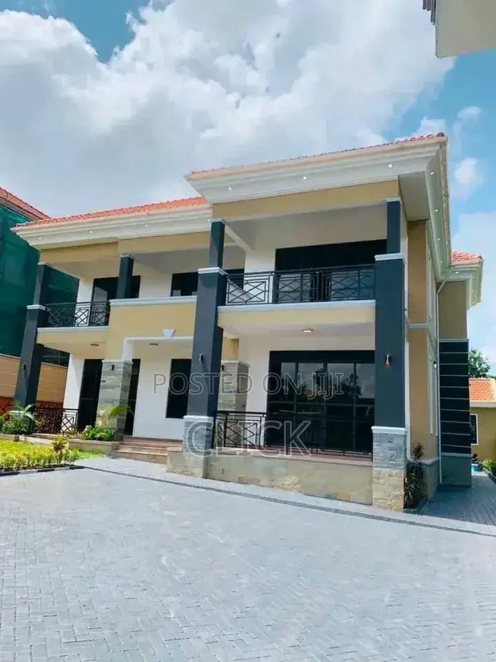 Five Bedroom Duplex in Bugonga — thumbnail 2